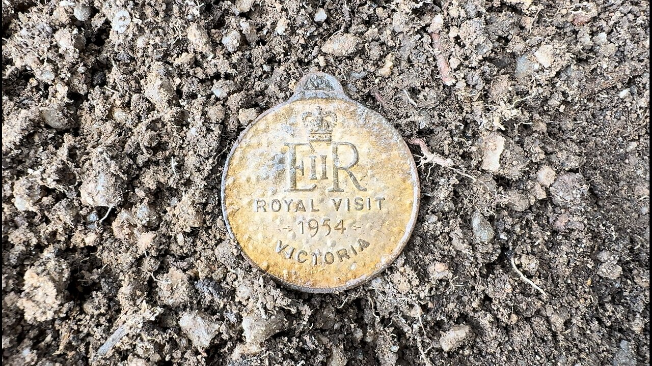 Queen Elizabeth’s Gold Medal