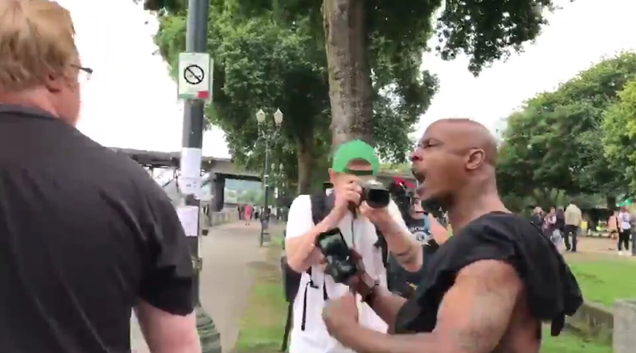 Aug 17 2019 Portland 0.1.2 Independent journalist Muffinpan503 was attacked & pepper sprayed