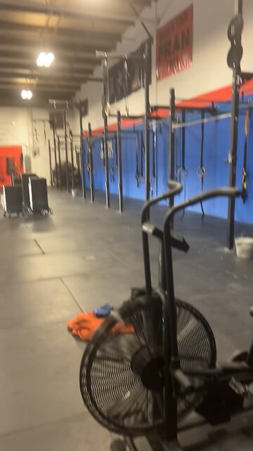 OPEN HAND FROM CROSS FIT 😱