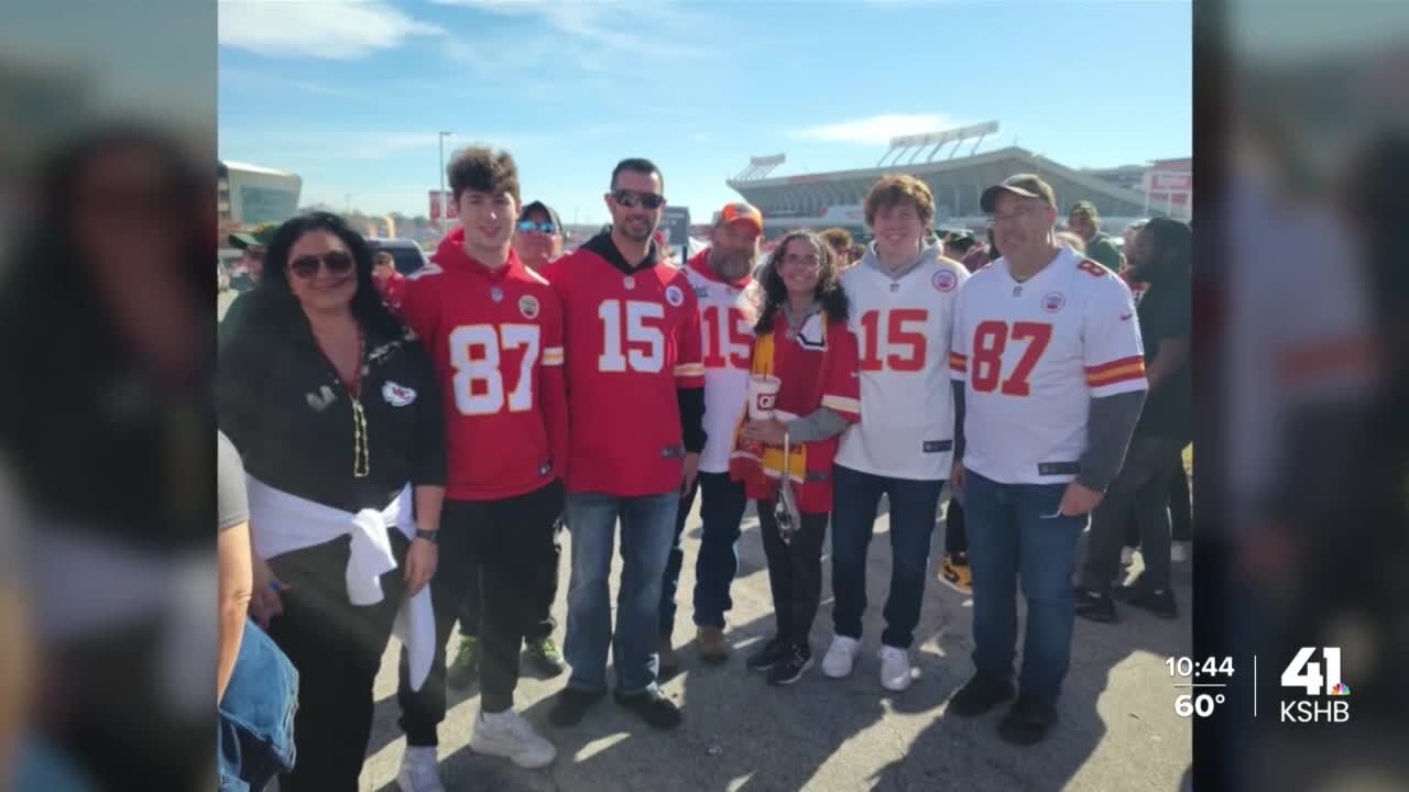 'It’s kinda surreal': Chiefs Kingdom grants wish of Vermont teen with life-threatening illness