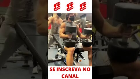 Levando tapas na academia #shorts