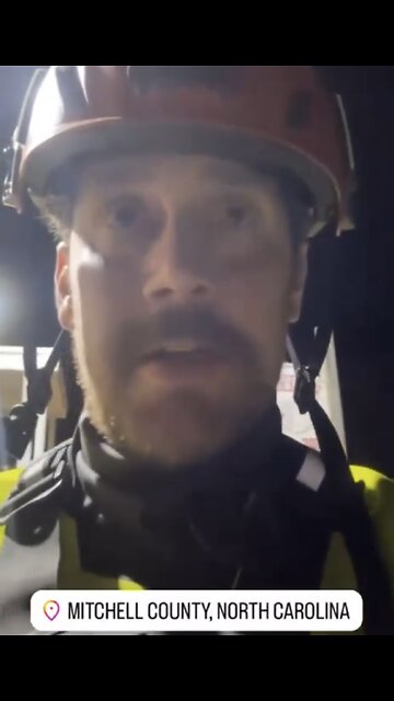 RESCUE-WORKERS SEARCH🌊🏠🏊🛟🚁 FOR HURRICANE SURVIVORS🛩️🌊🏘️🌊🛟💫