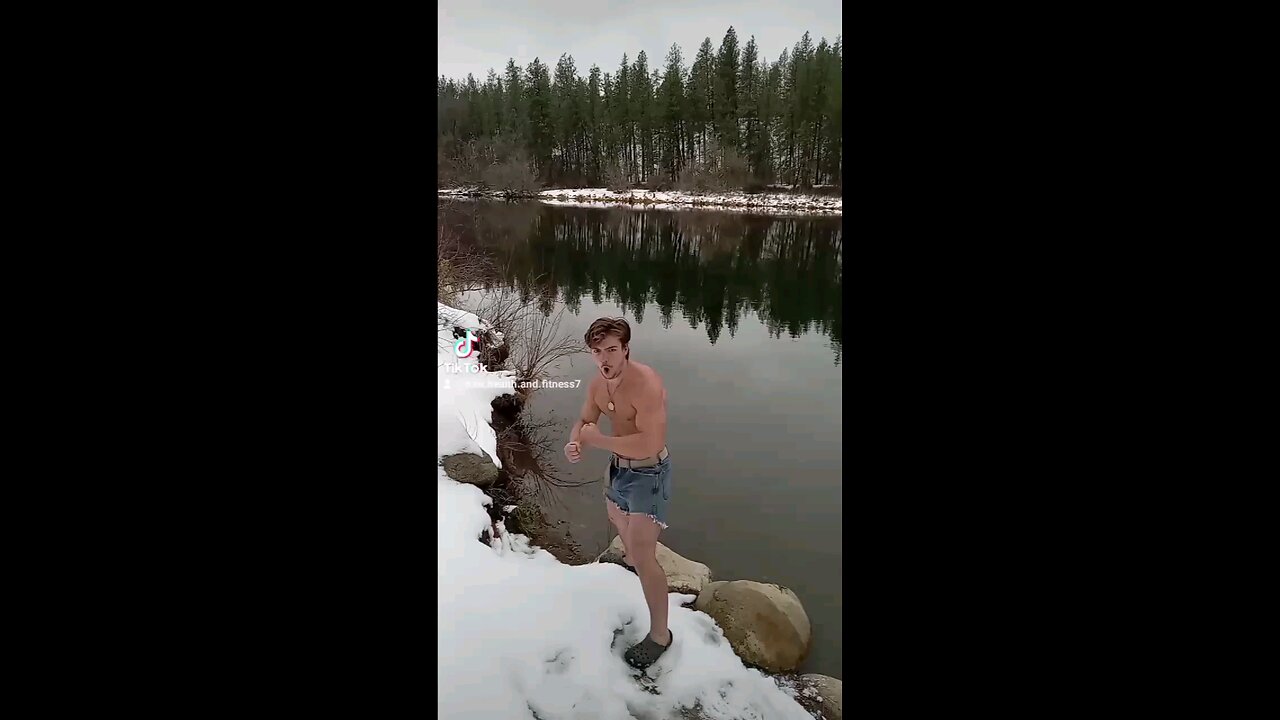 SNOWY ICE PLUNGE