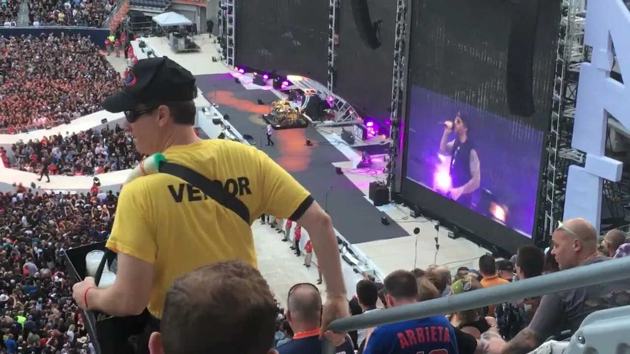 Avenged Sevenfold - Unholy Confessions (Live Solider Field Chicago 2017)