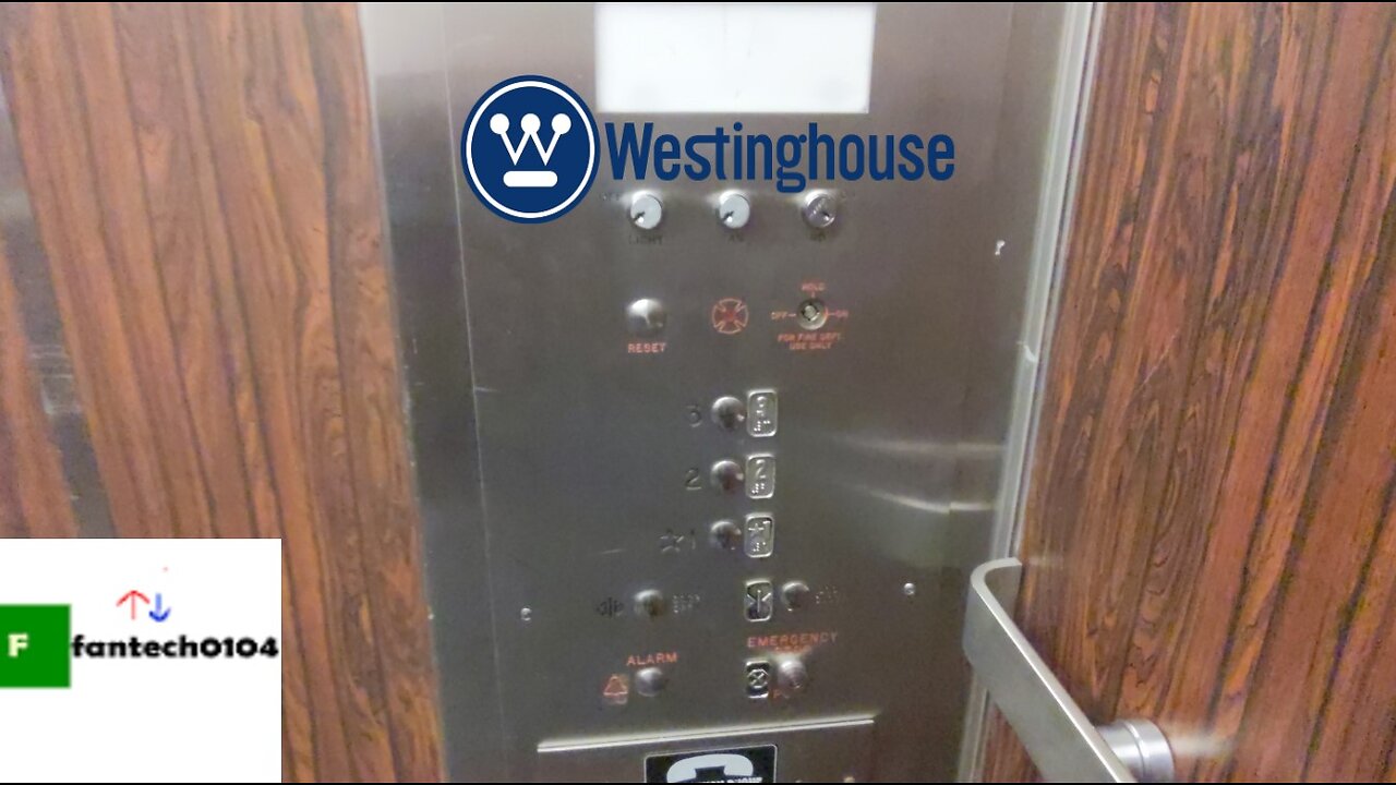 Westinghouse Hydraulic Elevator @ Macy's - Paramus Park Mall - Paramus, New Jersey