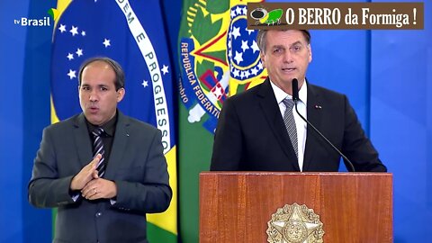 Bolsonaro cumprimenta Oficiais Generais promovidos