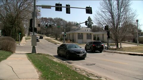 Omaha City Council votes down proposed roundabouts on Farnam Street