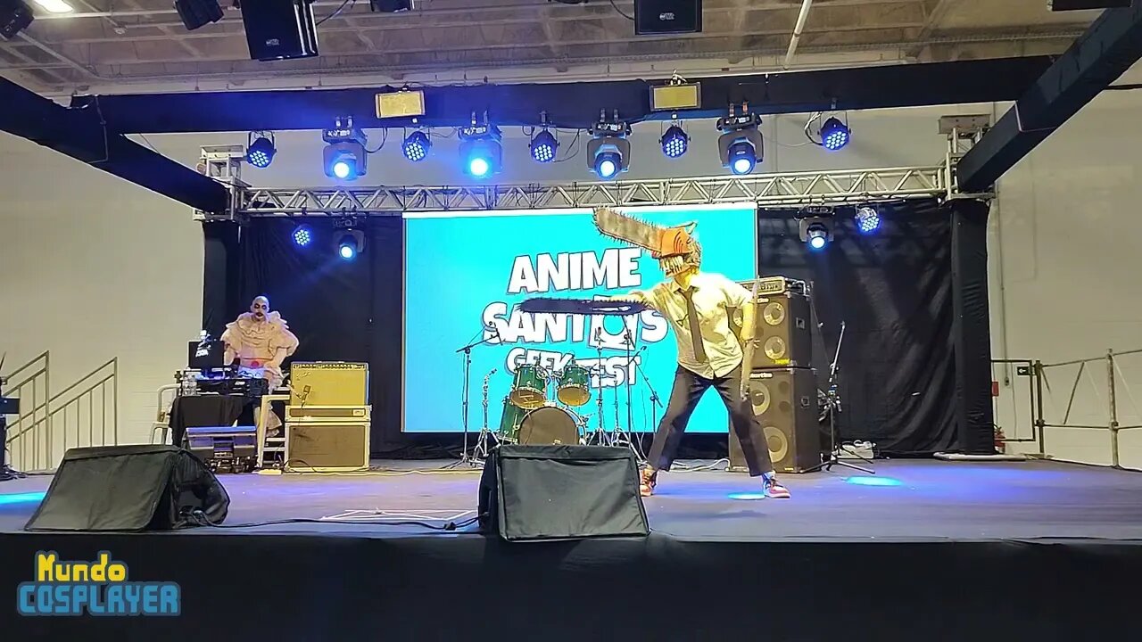Apresentação Cosplay de Denji do anime Chainsaw Man no Anime Santos Geek Fest 2022!