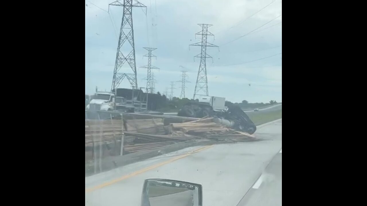 Truck Rollover On Highway 401
