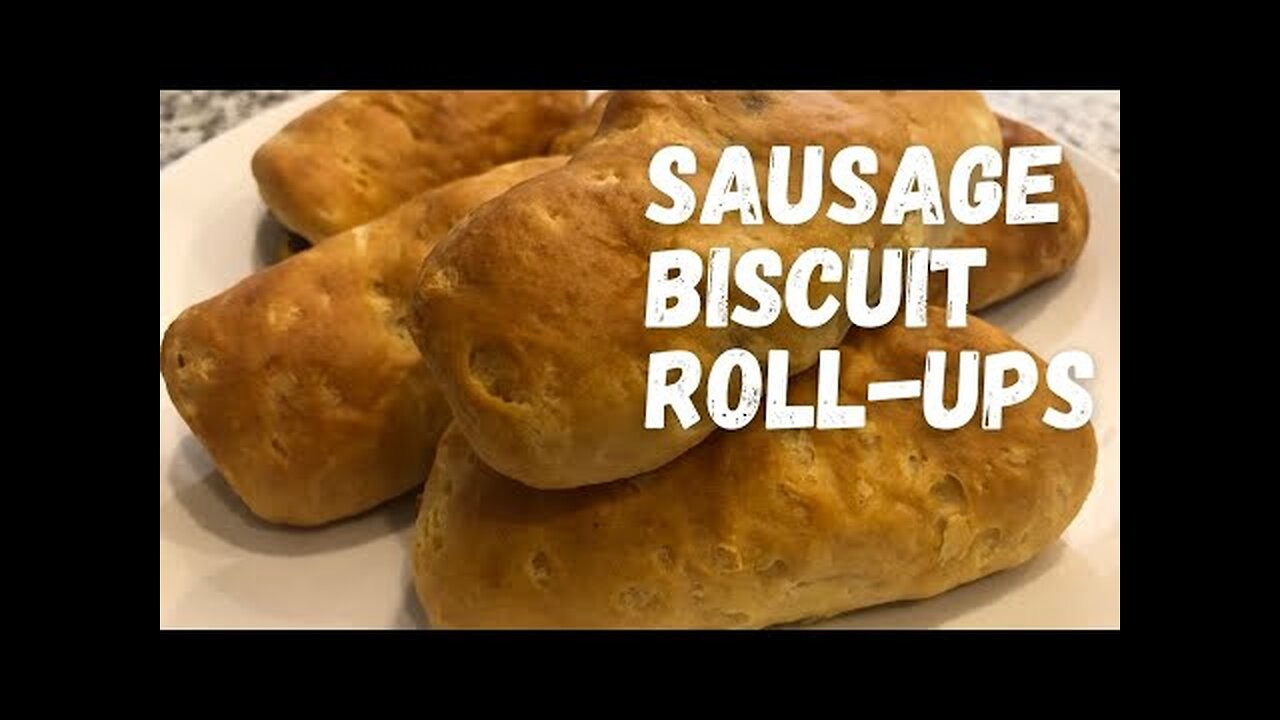 Sausage Biscuit Roll-Ups - Quick & Easy Breakfast Idea! cc by Foodamentary: Adventures in Food 🧇🌭