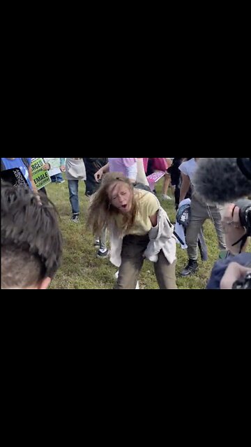 Pro-Choicer Barks Like a Dog at Pro-Lifers