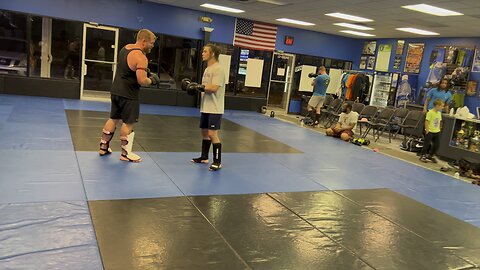 UFC fighter Spars 5 at once