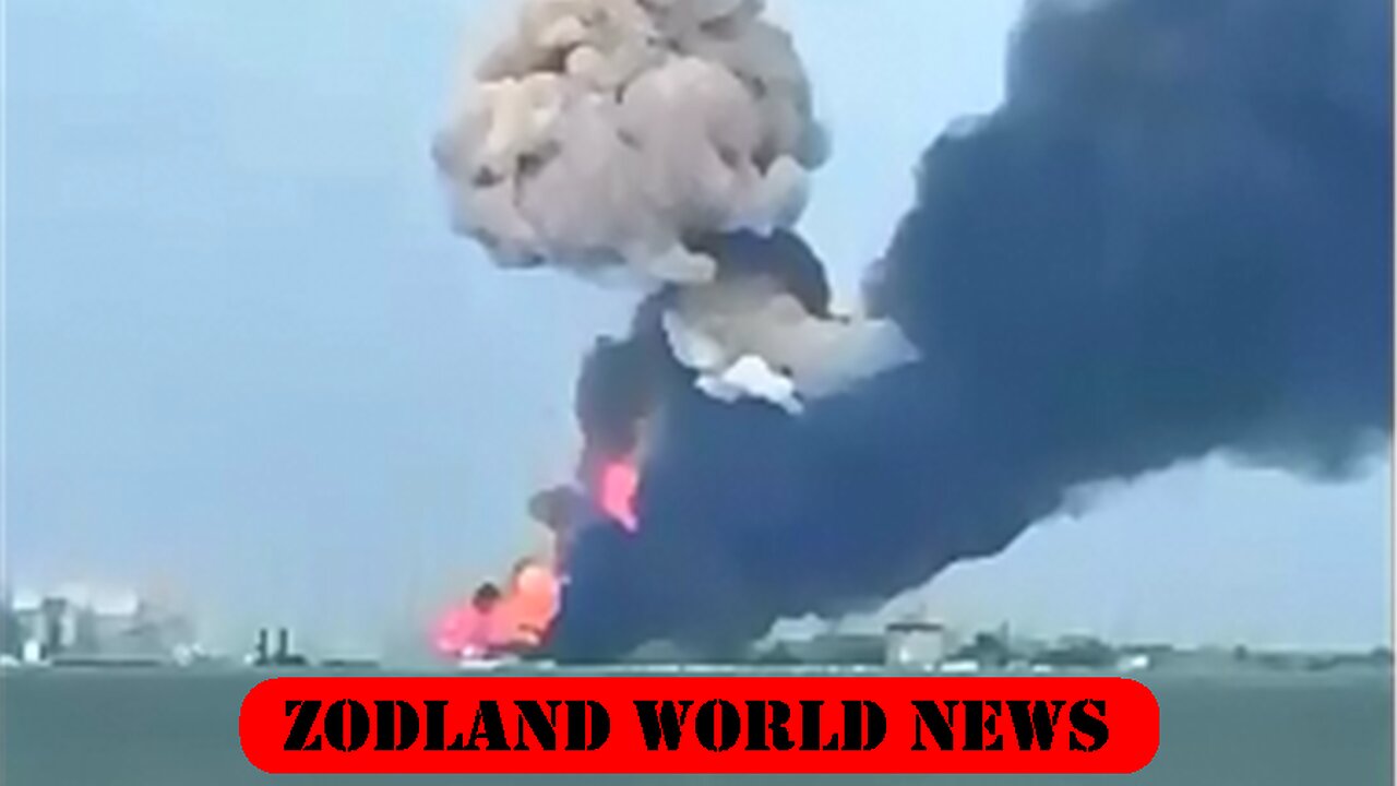βΊπ·πΊπΊπ¦π¨βοΈβ‘ Russian Crimea Kavkaz Port struck by Ukr Neptune missile