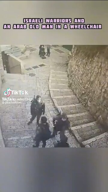 IDF Soldiers Helping an Old Arab - What the Media Hides from us all