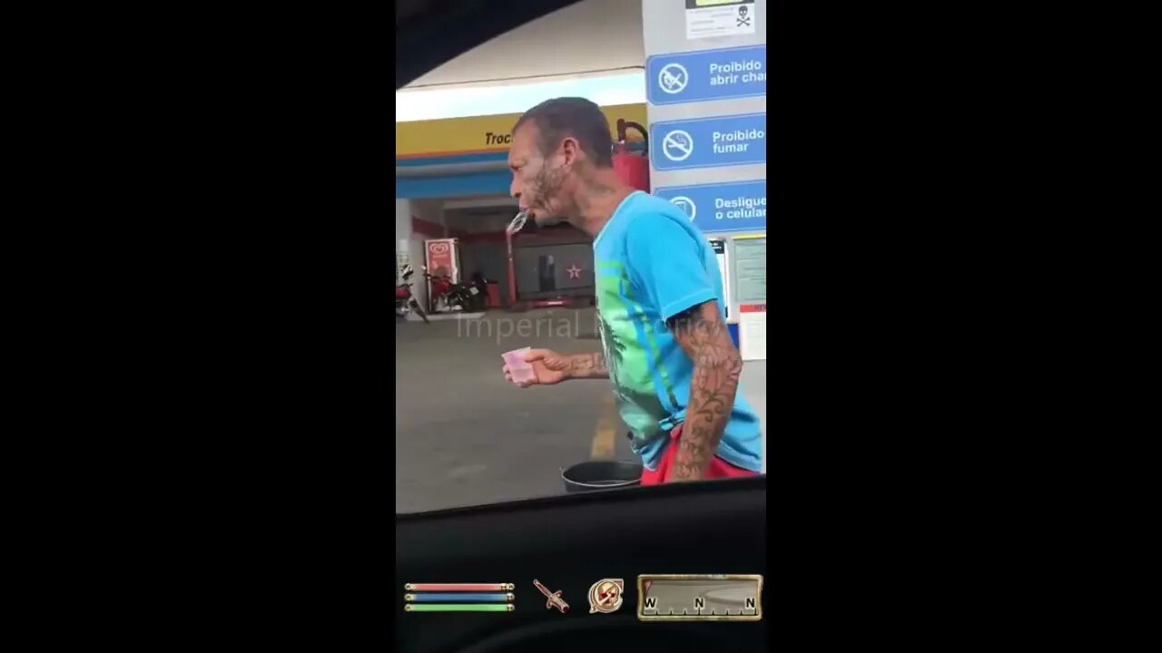 Unwavering Skooma Addict Begs for Shot of Skooma - Oblivion NPC