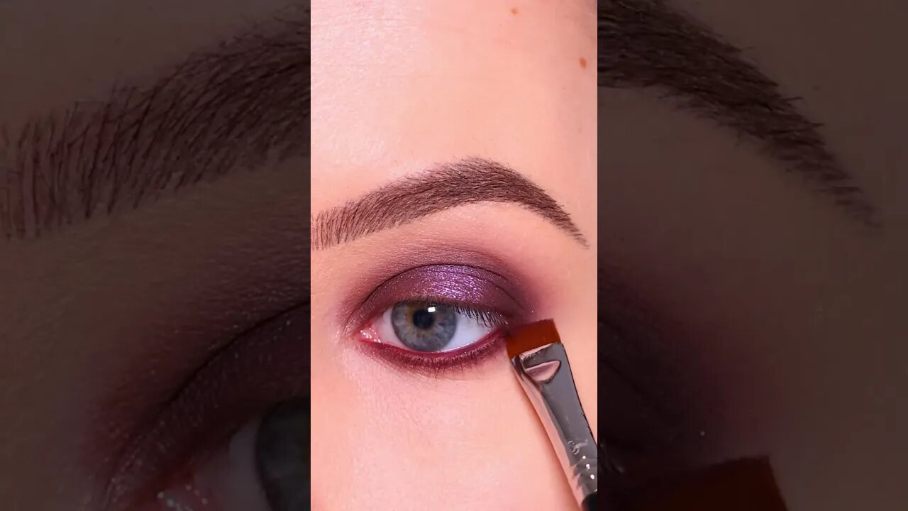 Burgundy Smokey Eyes Tutorial #Shorts