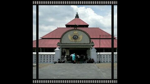 Peninggalan Sejarah Islam di Indonesia - Masjid Gedhe Kauman