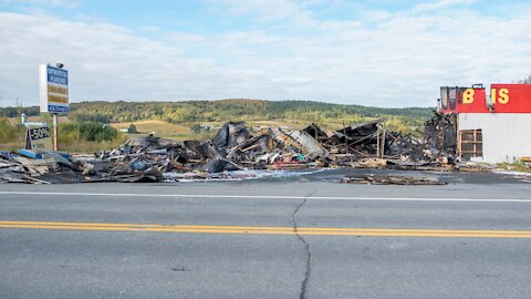 Incendie Entrepôt du plancher Notre-Dame-des-Pins