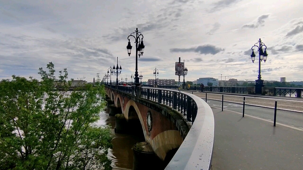 Bordeaux 2 (Bordéus) - Gironde FRANÇA