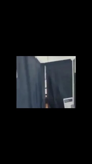 Protesters storm children's Covid jab centre in New York, looks so sinister in there