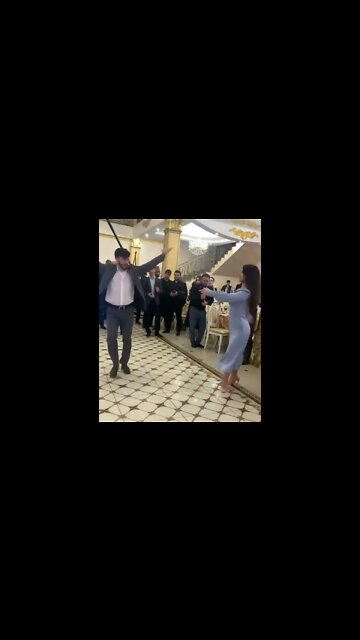 ИНТЕРЕСНЫЙ КРАСИВЫЙ ТАНЕЦ НА СВАДЬБЕ 2022 #shorts
