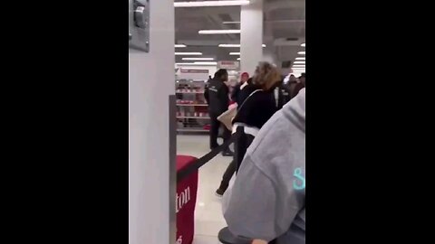 Biden's Venezuelan illegals shoplifting at Queens mall