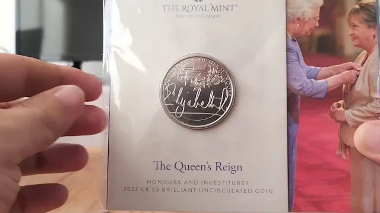 The Queen's Reign Honours and Investitures 2022 UK £5 Brilliant Uncirculated Coin