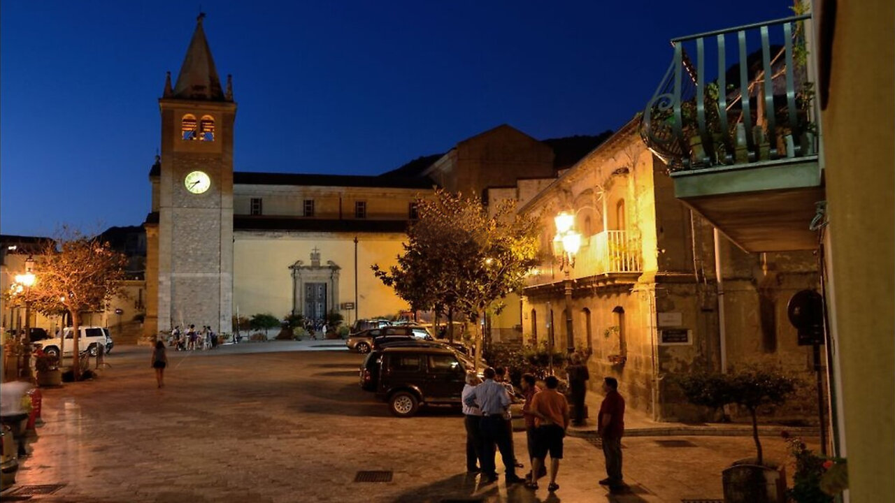 2023.05.22-Eliseo.Bonanno-RIUNIONE PUBBLICA IN PIAZZA DUOMO A ROCCELLA VALDEMONE