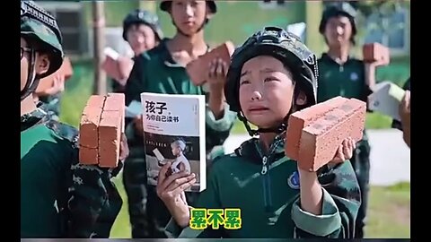 Chinese Teacher Drills Children - Which is heavier, a book or carrying bricks?