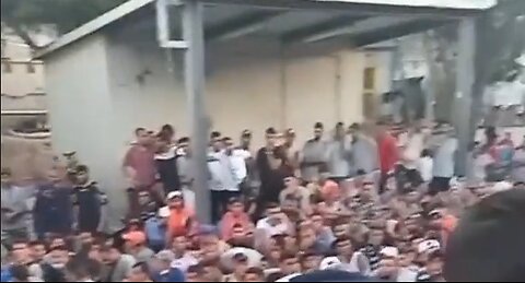 4,200 Invaders Land on the Italian island of Lampedusa, No Women & Children - HaloRock
