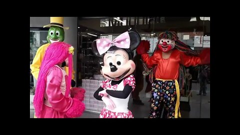 ALEGRIA NA PRAÇA, COM FOFÃO & CIA, DANÇANDO FOFONA, PALHAÇO, O MÁSKARA E MINNIE MOUSE, LIKE 2