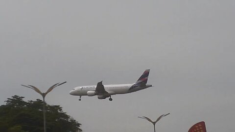 Airbus A320 PR-MHQ vindo de Brasília para Manaus