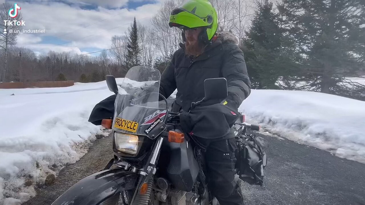 Being a biker in winter