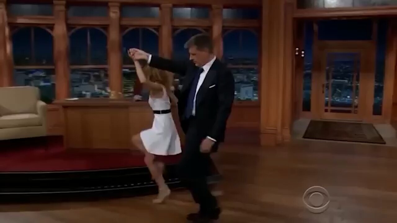 Craig Ferguson out off control flirting with female guests