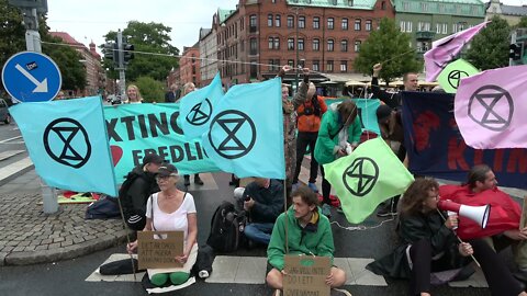 Extinction rebellion blockerar gata i Malmö