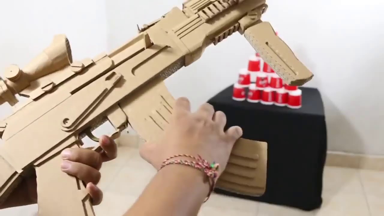 Making weapons of cardboard in a few minutes part two (manufacture a large automatic rifle)