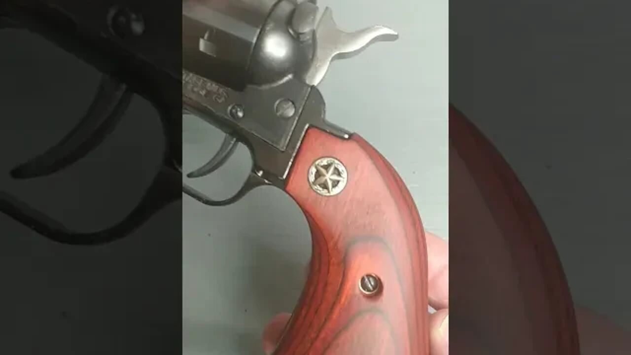 Altamont Grips on Heritage Revolver