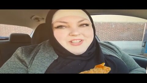 Foodie Beauty Says It So Funny She Has Been Told Off By Non Believers She Shouldn’t Wear A Hijab