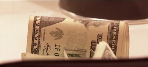 As Nevada's cannabis industry continues to operate without banks, Congress considers solution