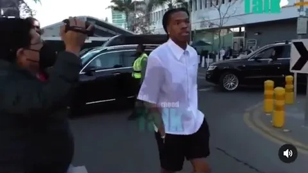 Lil baby does not know english