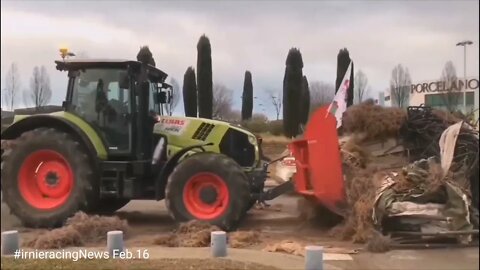 Freedom Convoy: French Farmers make a very large statement (peacefully) #irnieracingnews Feb.16, 22'