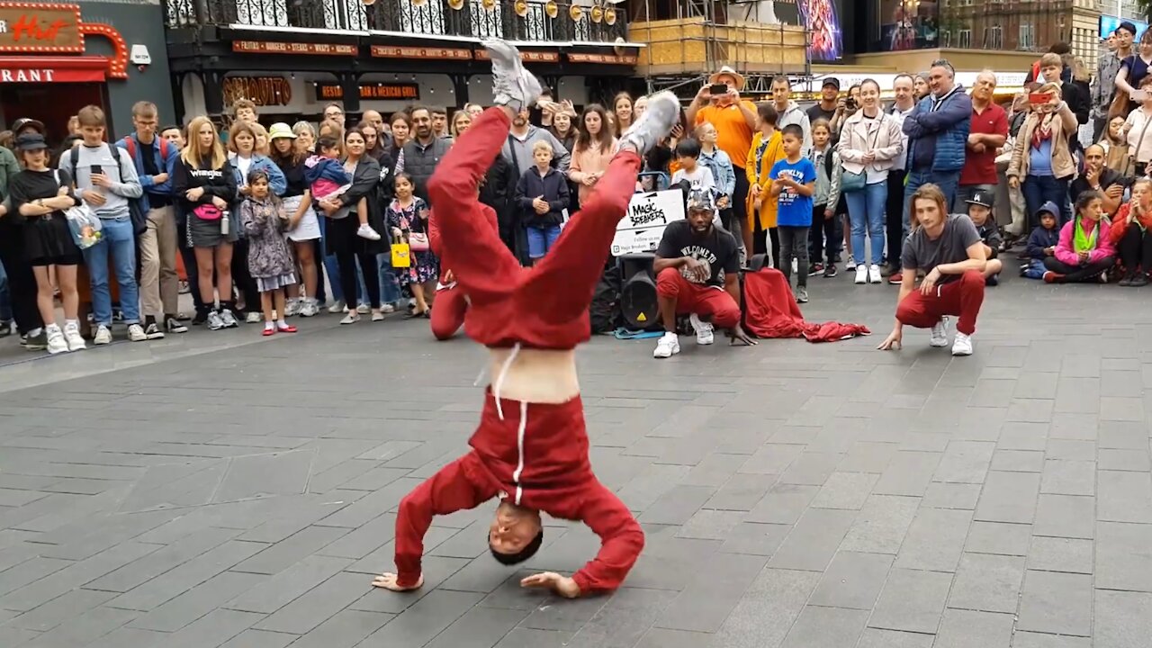 Amazing Street Dancer London