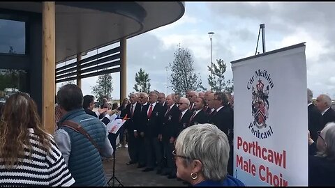 Porthcawl Male Choir Opens Aldi