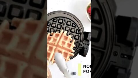 Helpful kitchen gegats and tools #youtubeshorts #gadget #gadgets