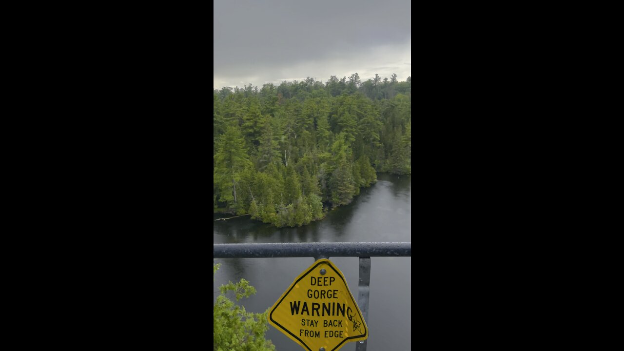 Rockwood Conservation Area Hiking near Toronto