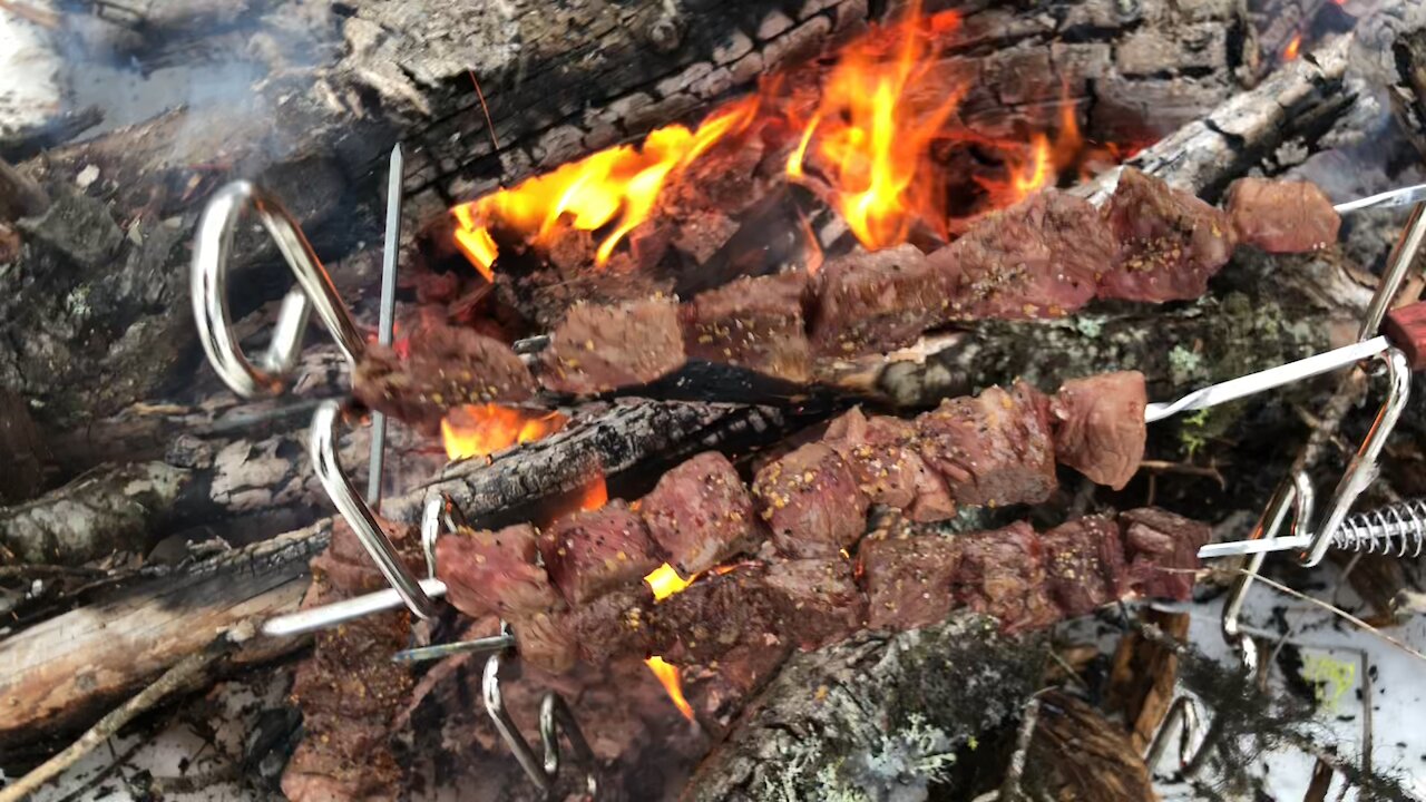 BBQ in the snow