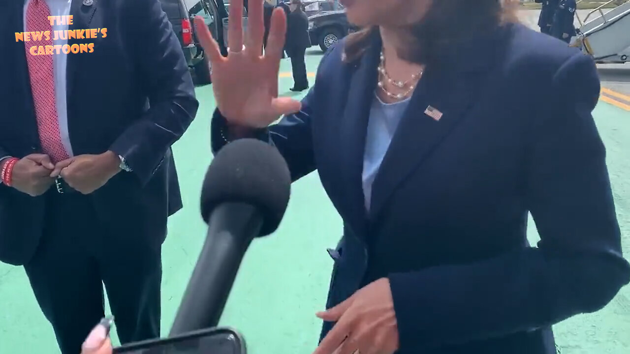 Reporter: "And then on Title 42?" VP Harris walks away.