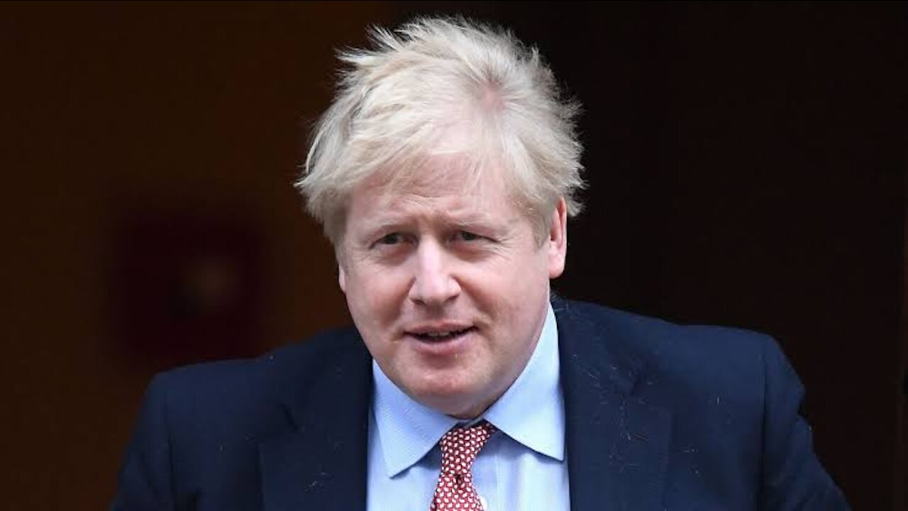 Boris Johnson announces face masks to return in shops and on public transport amid Omicron fears