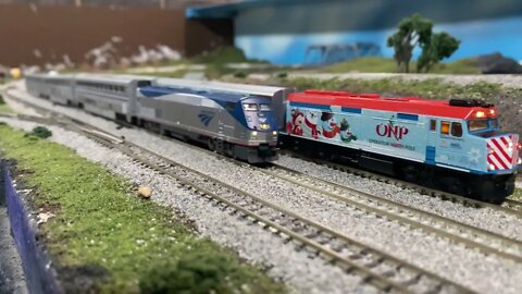 Pre-Review Run: N Scale Kato Christmas Train F40ph