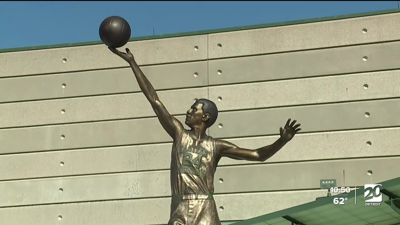 Eastern Michigan honors George Gervin with statue outside arena